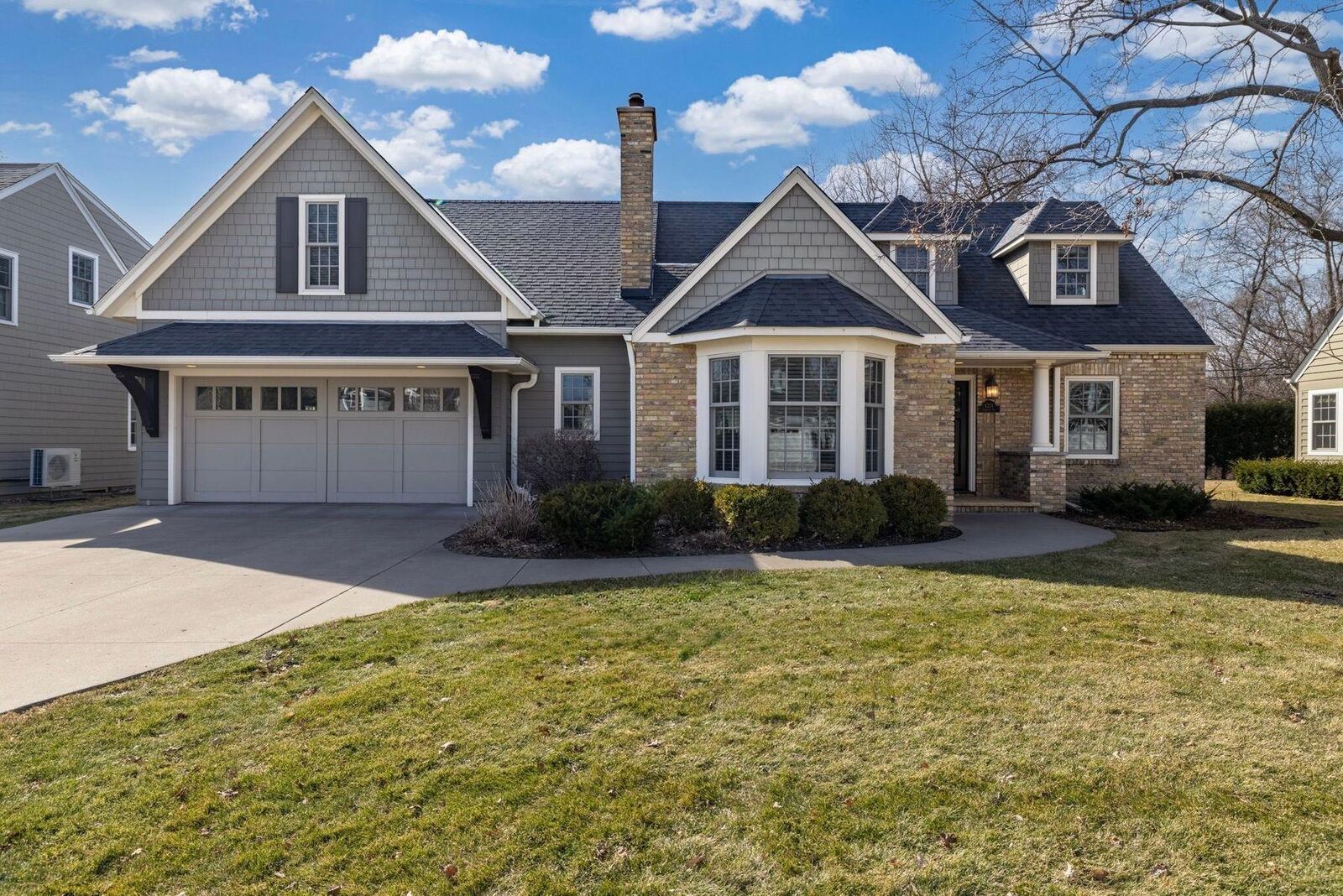 Property Photo:  4224 Oakdale Avenue S  MN 55416 