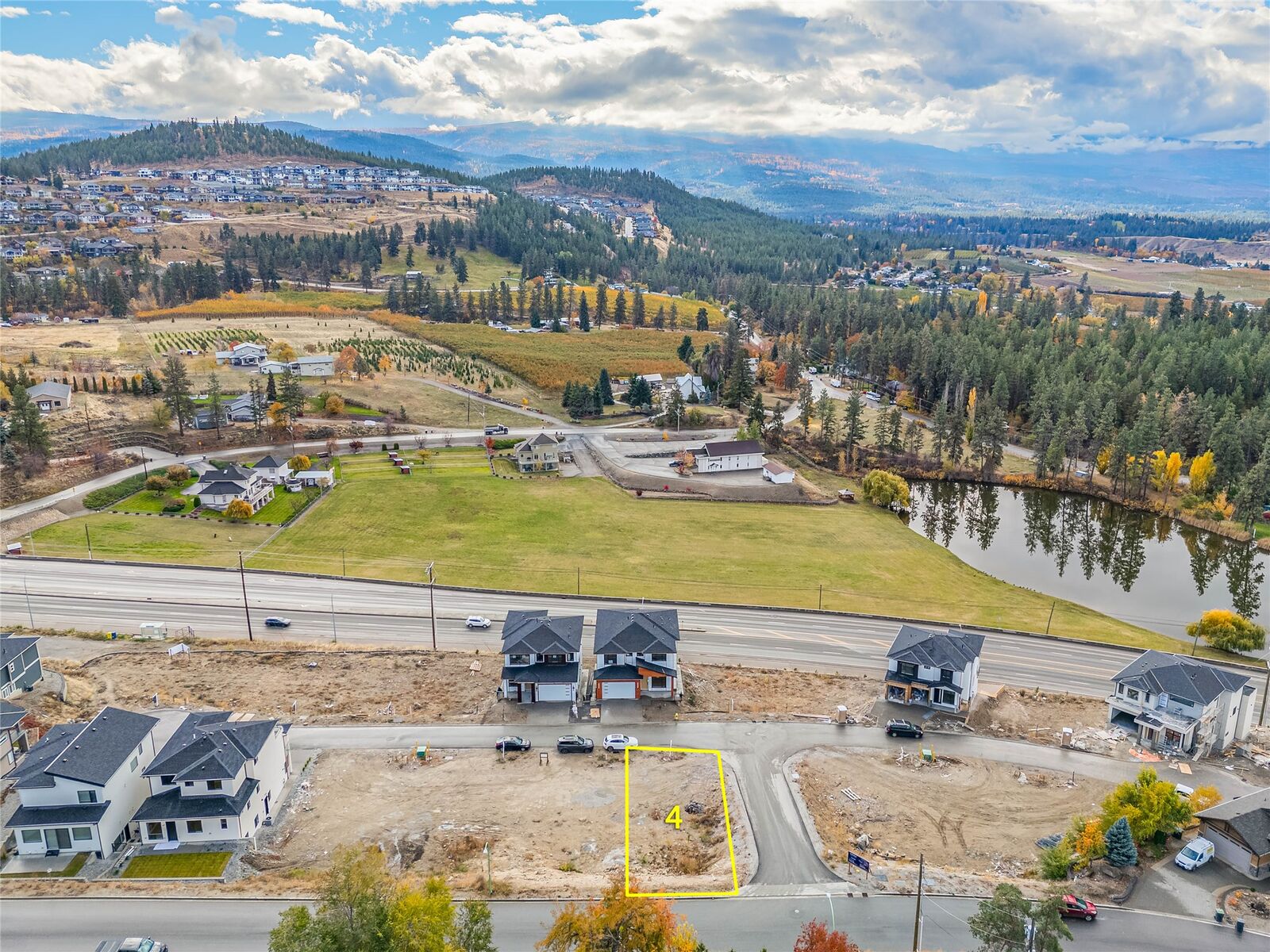 Property Photo:  1192 Hume Avenue  BC V1P 0A9 