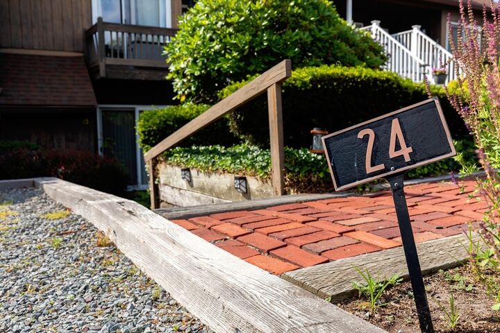 Property Photo:  24 Ships View Terrace 24  MA 02532 