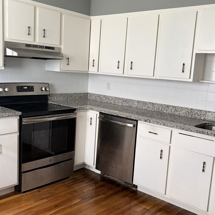 Property Photo:  30 Clarence St  MA 02149 