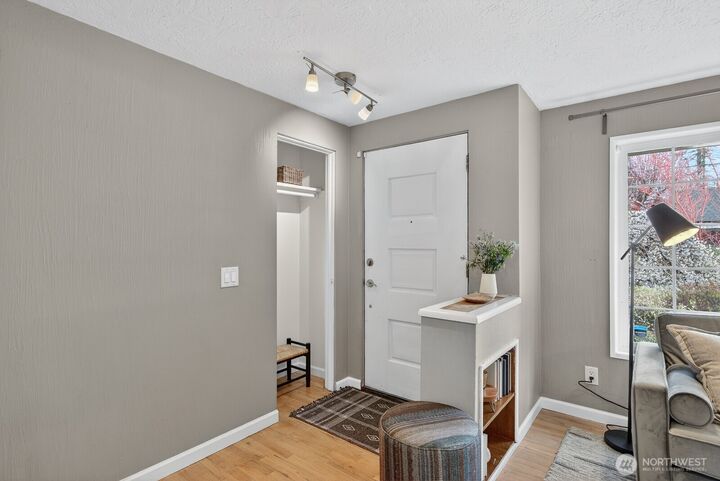 Property Photo:  1500 E Fairhaven Avenue  WA 98233 