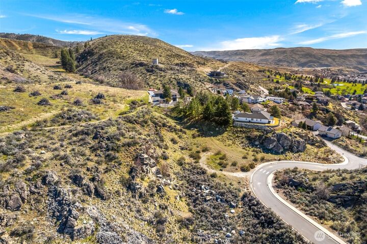 Property Photo: 104 Crest Drive WA 98816