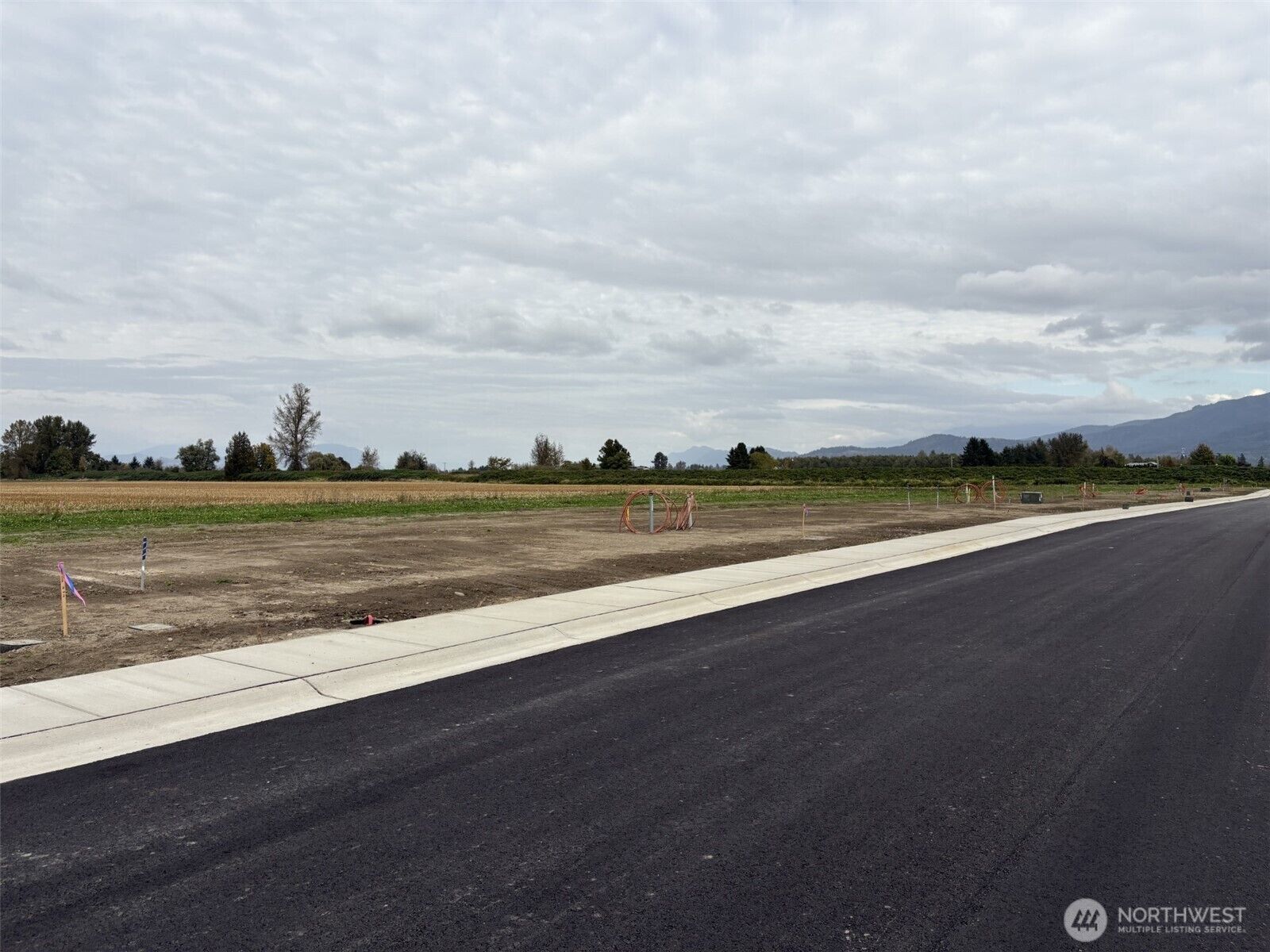 Property Photo:  208 W 4th Street S  WA 98247 