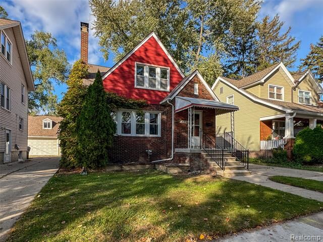 Property Photo: 686 Princeton Road MI 48072