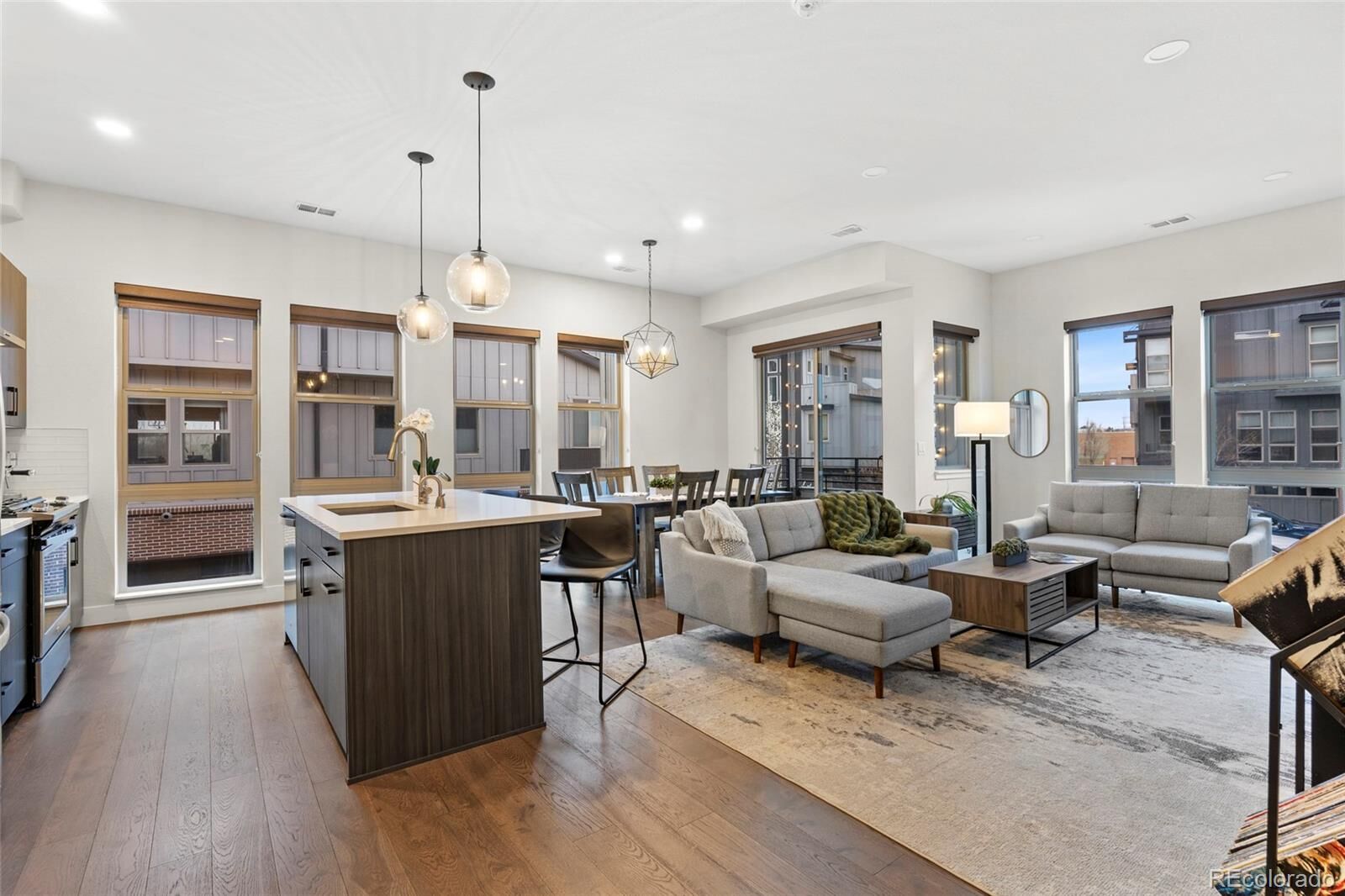 Property Photo: 5009 S Platte River Parkway CO 80123