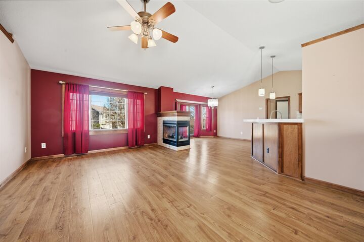 Property Photo: 10908 W Lantana St KS 67205