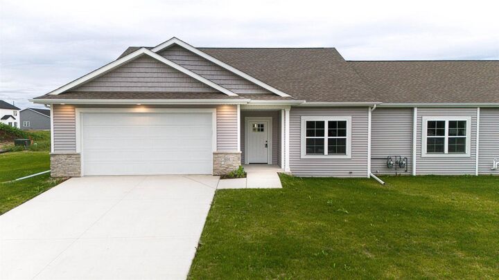 Property Photo:  3800 Green Ash Drive  WI 53545 