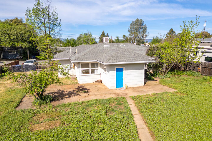 Property Photo: 2855 Irwin Road CA 96002