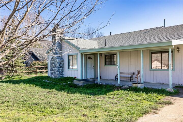 Property Photo:  30040 Jamaica Dunes Drive  CA 93561 
