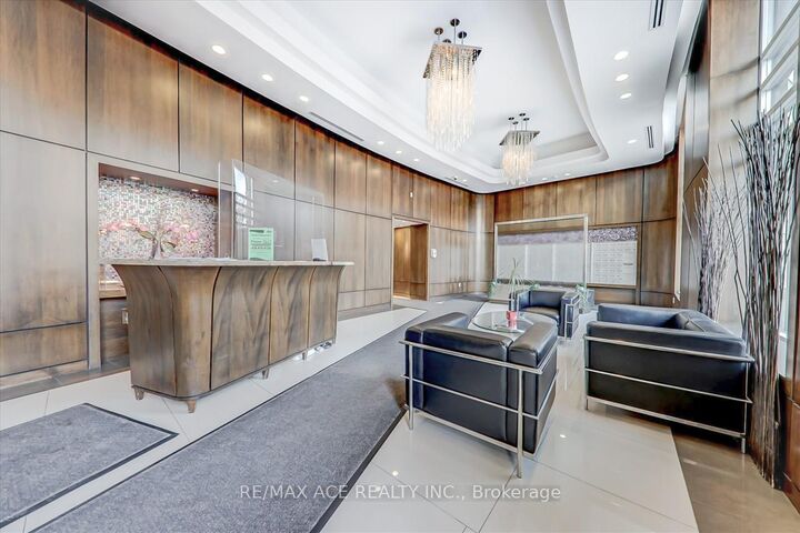 Property Photo: 18 Valley Woods Road 605 ON M3A 0A1