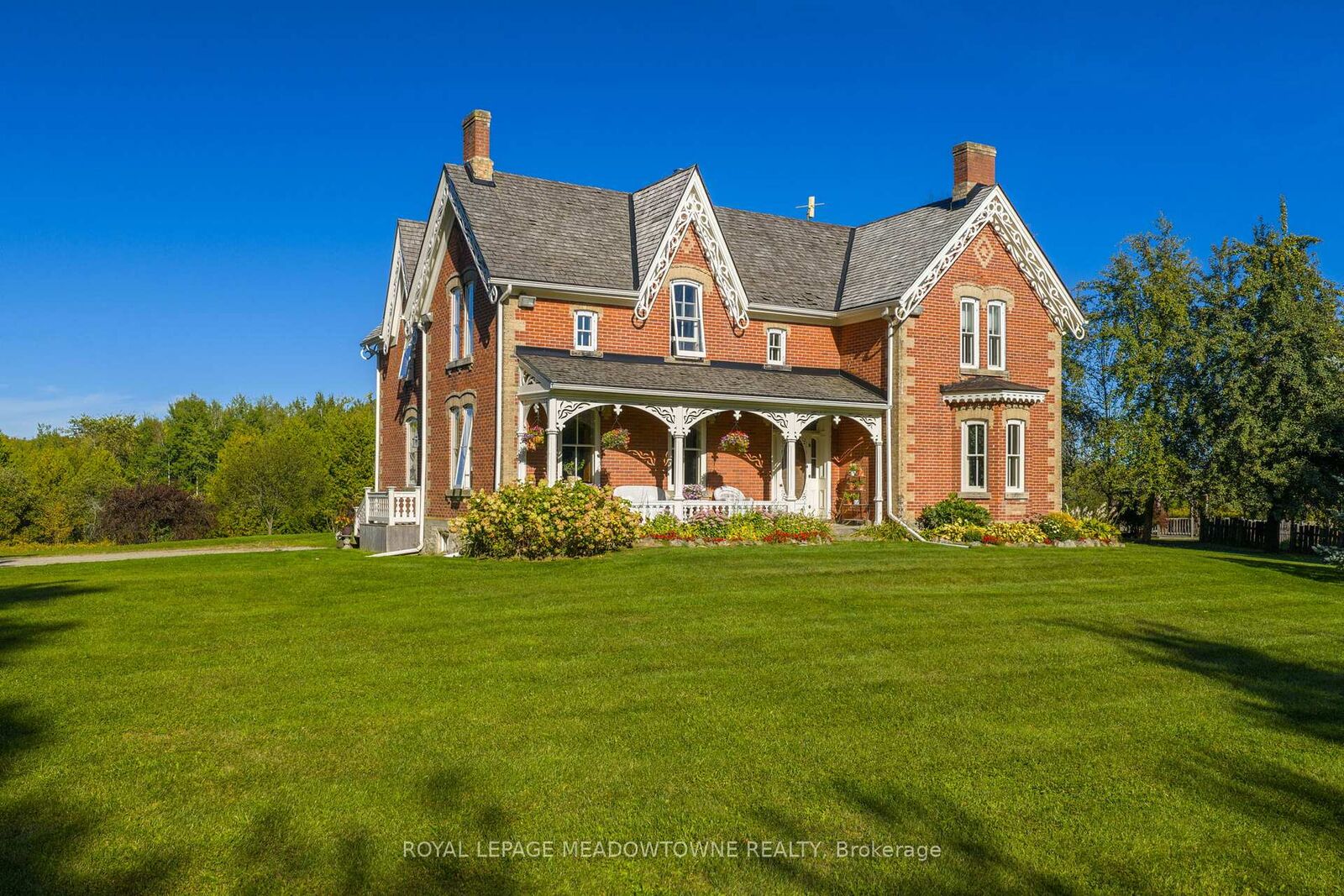Property Photo: 16089 Shaws Creek Road ON L7C 1V9