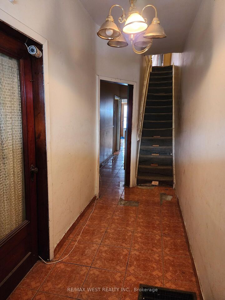 Property Photo: 415 Symington Avenue ON M6N 2W4