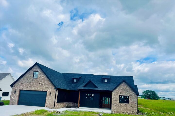 Property Photo:  1484 Darlene Lane  OK 74434 