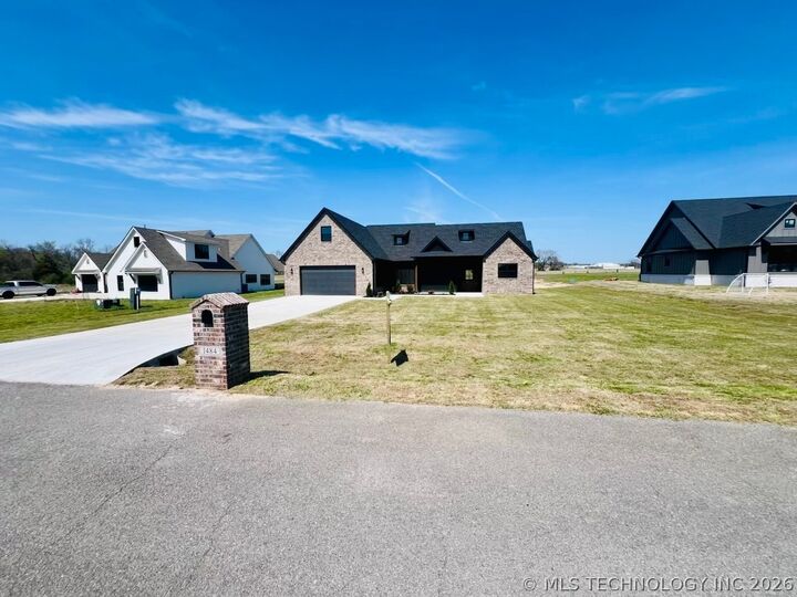 Property Photo:  1484 Darlene Lane  OK 74434 