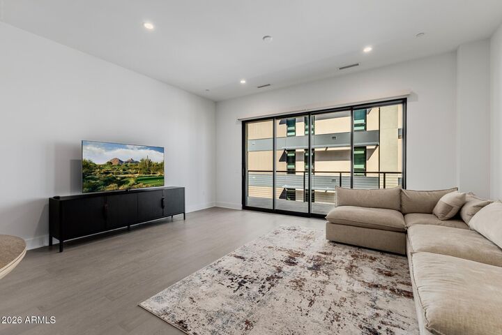Property Photo:  19355 N 73rd Way A3006  AZ 85255 