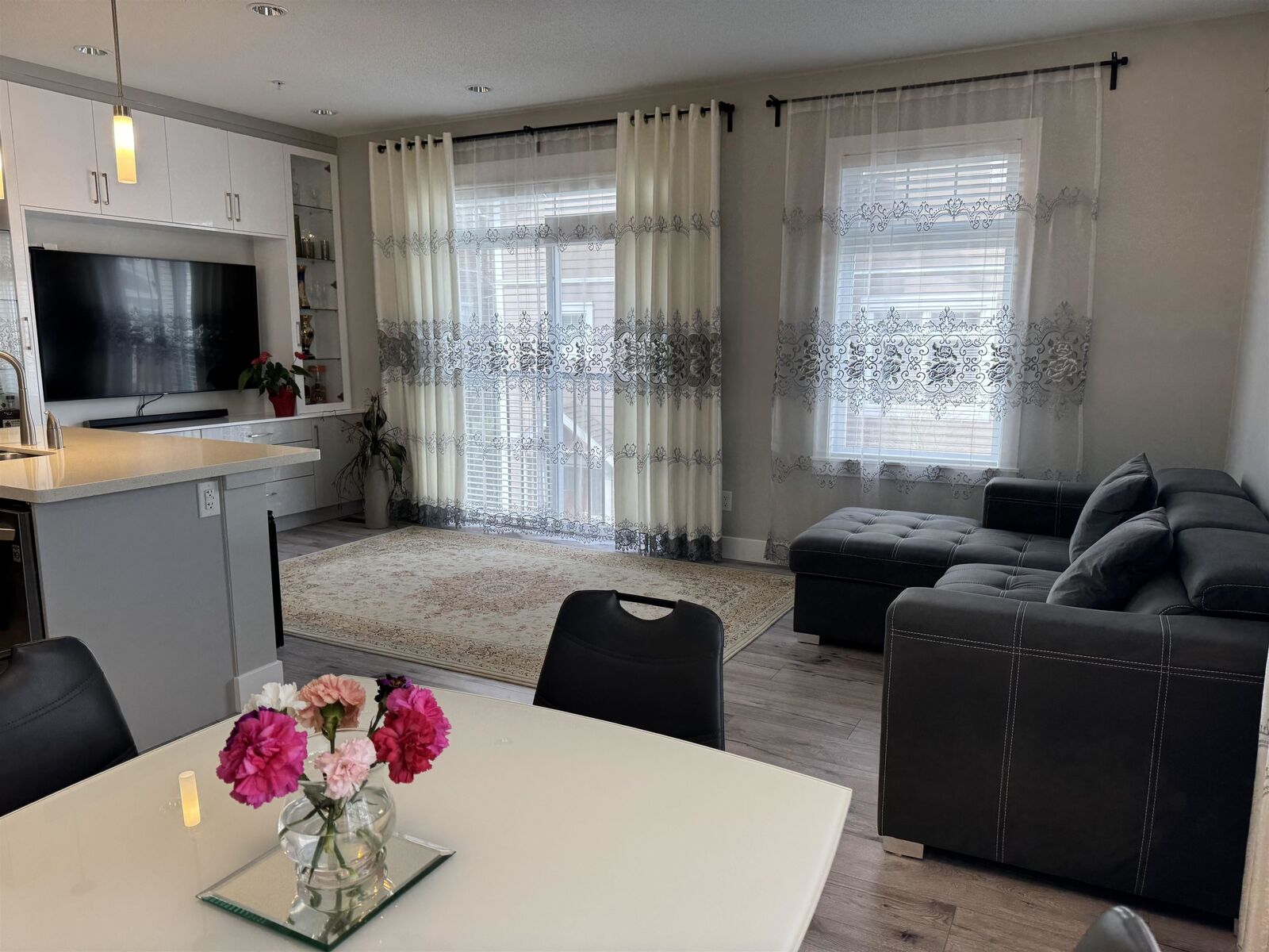 Property Photo: 2689 Parkway Drive 19 BC V4P 0C3