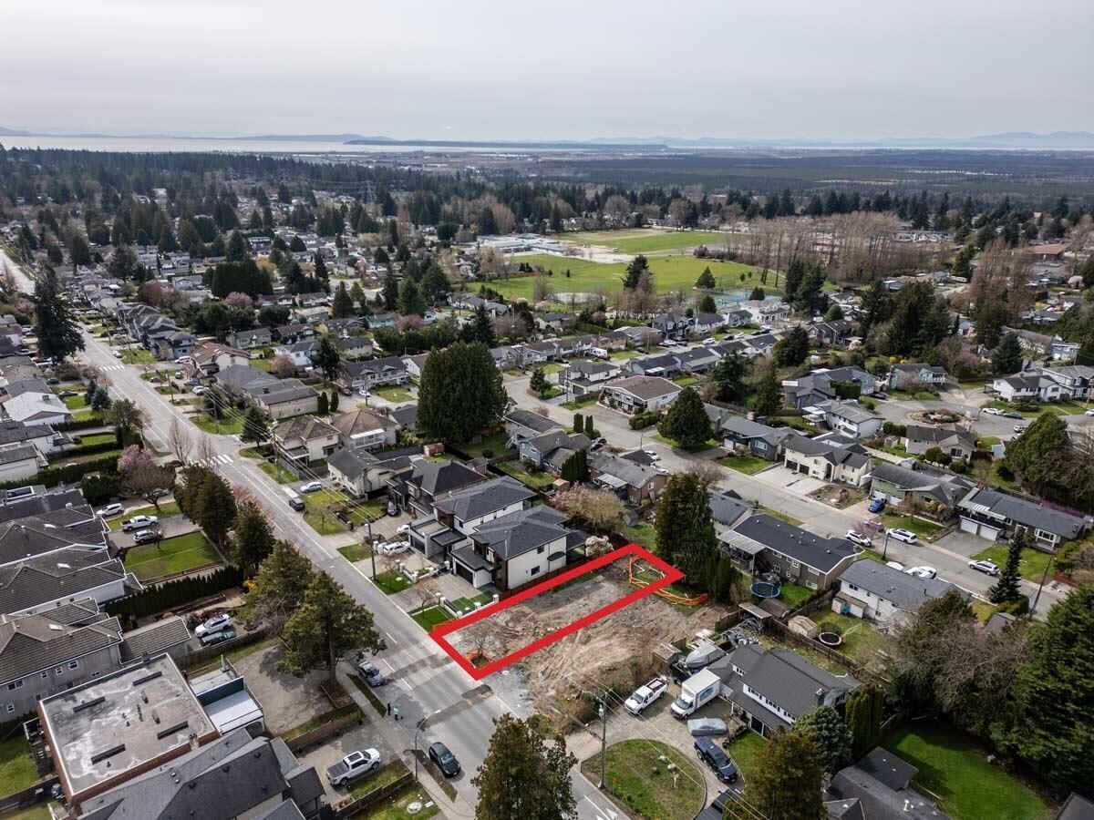 Property Photo: 7759 115 Street BC V4C 5N2