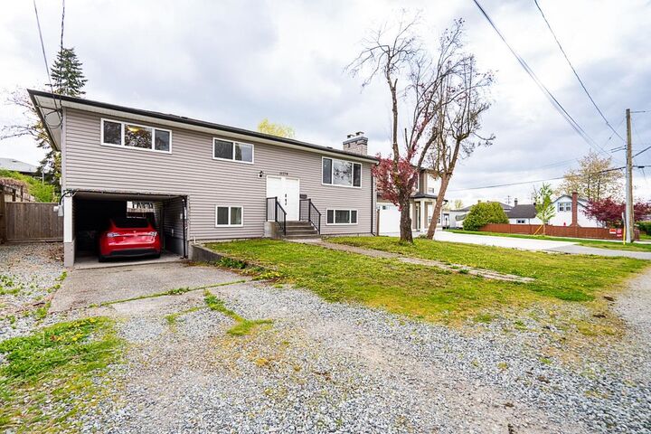 Property Photo:  11278 206 Street  BC V2X 1T3 