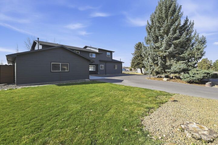 Property Photo:  10325 W Roan Meadows Dr  ID 83709 