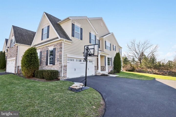 Property Photo:  1035 Thorndale Drive  PA 19446 