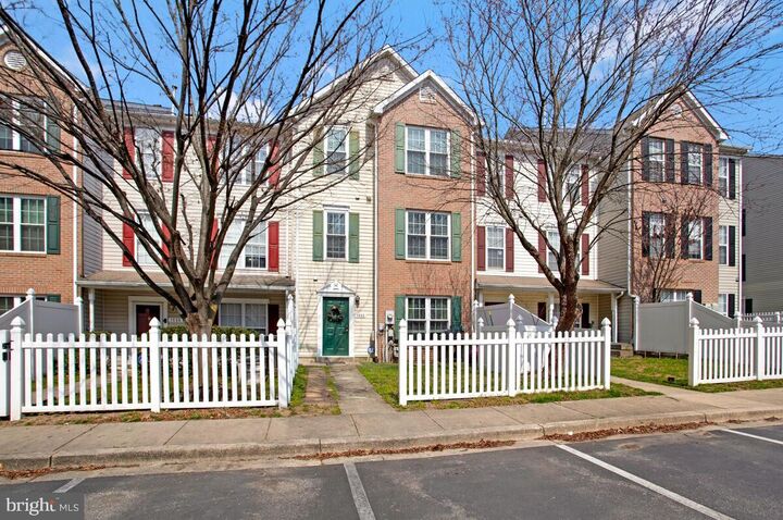 Property Photo:  1833 Watch House Circle S  MD 21144 