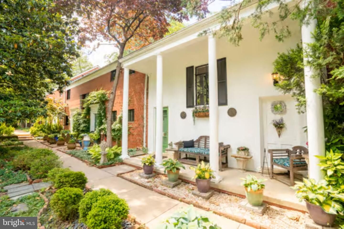 Property Photo:  1647 Preston Road  VA 22302 