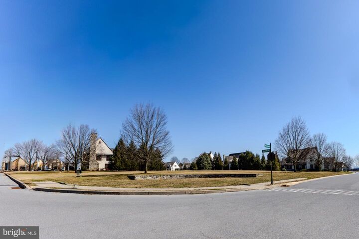 Property Photo: 902 Bent Creek Drive PA 17543