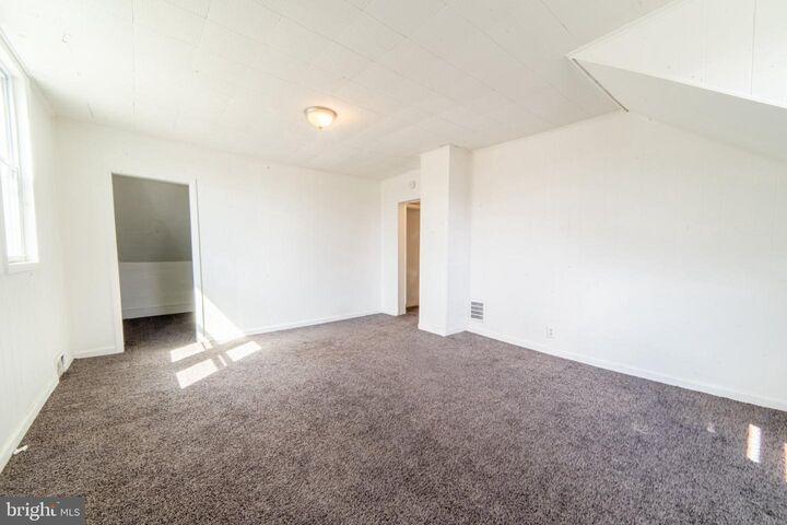 Property Photo:  34 Avon Place 2  NJ 08360 