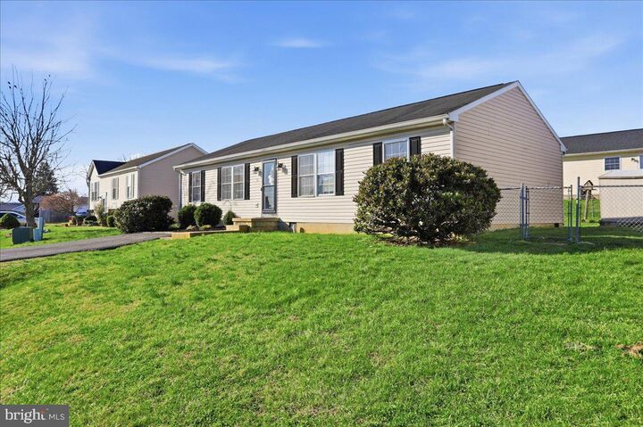 Property Photo: 57 Stiles Way WV 25438