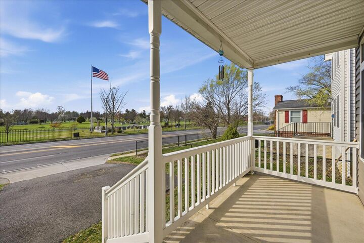 Property Photo:  16 S Pleasant Valley Road  VA 22601 