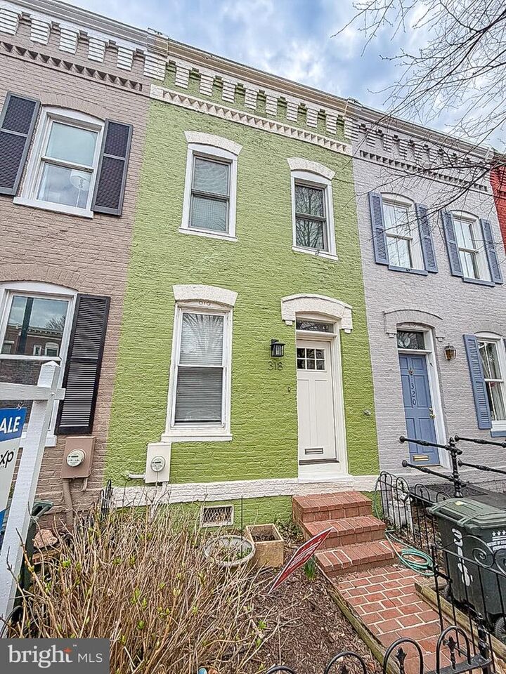 Property Photo: 318 11th Street SE DC 20003