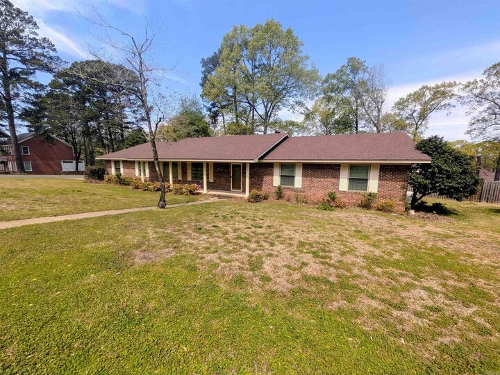 Property Photo:  1098 Quapaw  AR 71701 