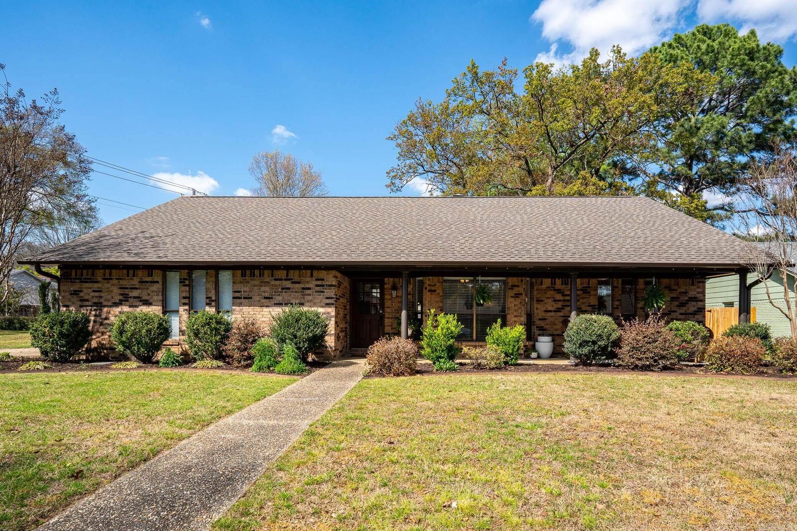 Property Photo:  104 Country Club Road  AR 72034 