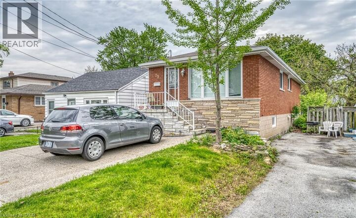 Photo de la propriété:  75 East 33rd Street Lower  ON L8V 3T3 