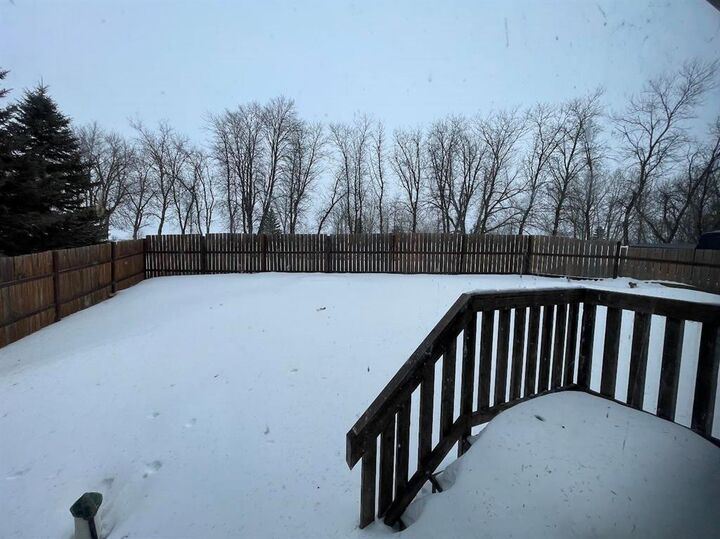 Photo de la propriété:  175 Centennial Drive  MB R0J 1H0 