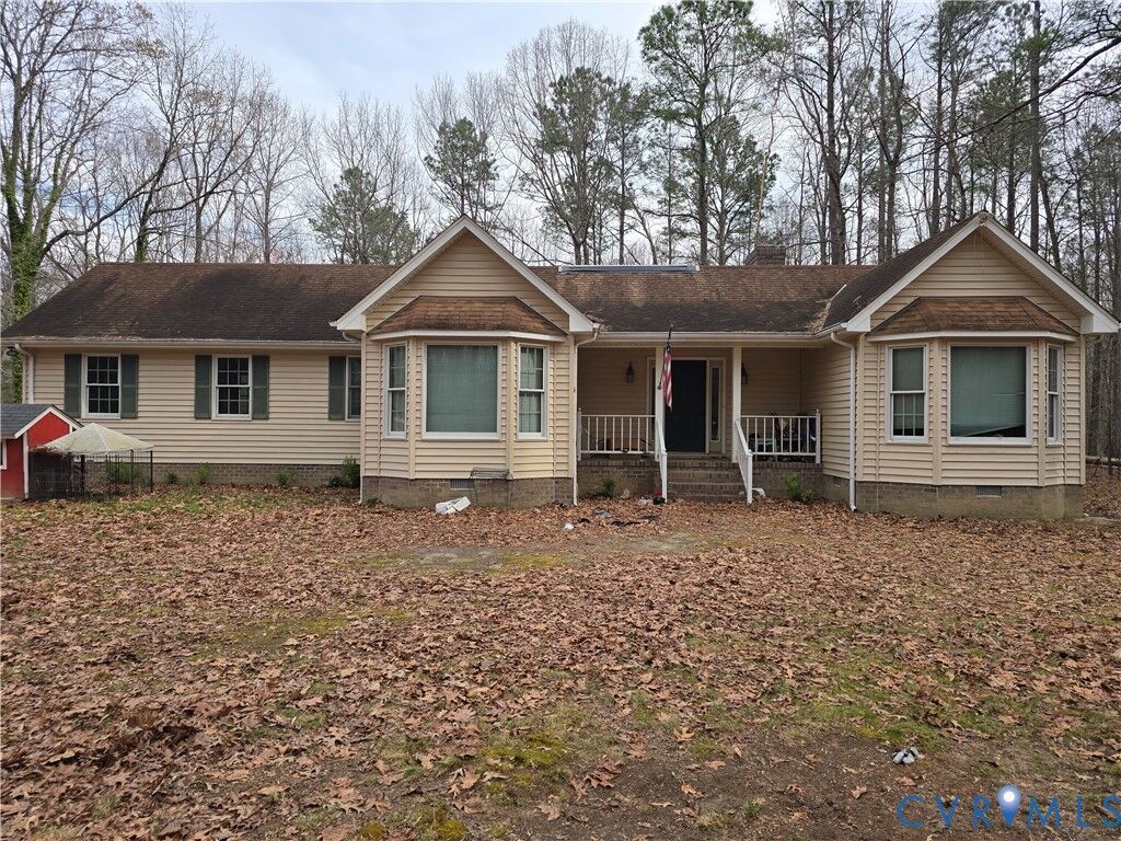 Property Photo: 564 Pine Lane VA 23086
