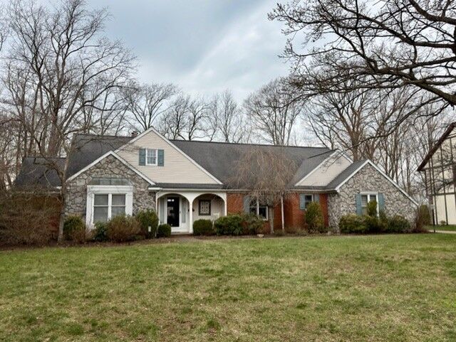 Property Photo:  830 Ridgeview Drive  PA 16505 