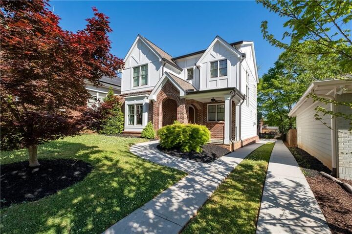 Property Photo:  1464 Glenwood Avenue SE  GA 30316 