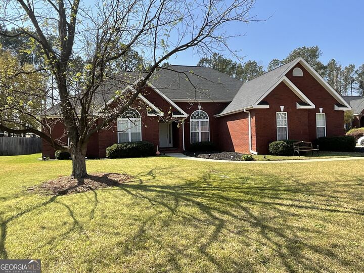 Property Photo:  109 Ellice Court  GA 31088 