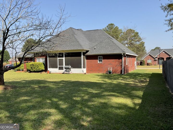 Property Photo:  109 Ellice Court  GA 31088 