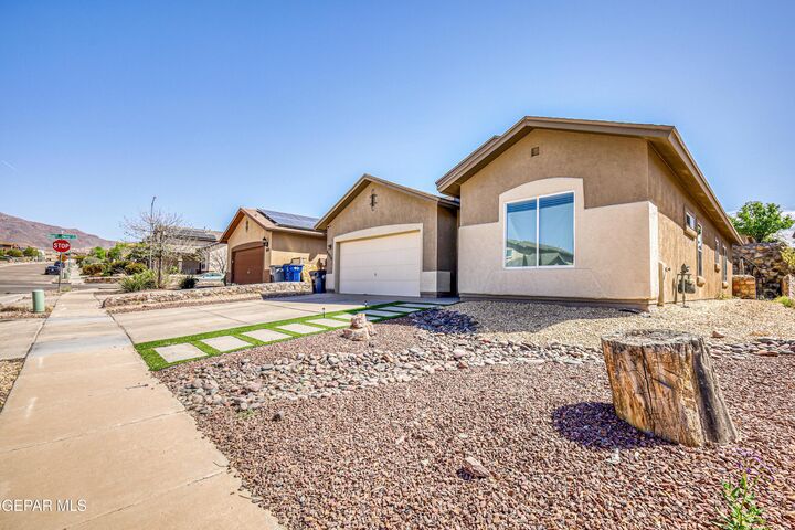 Property Photo: 6904 Inca Dove Drive TX 79911