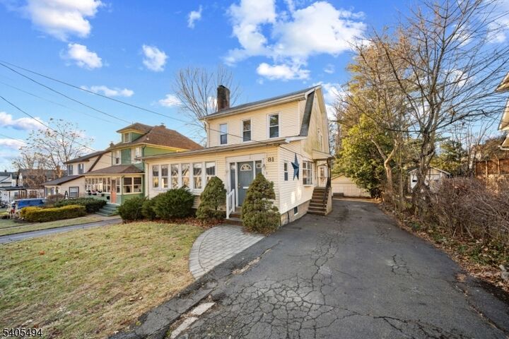 Property Photo:  81 Vreeland Ave  NJ 07432 