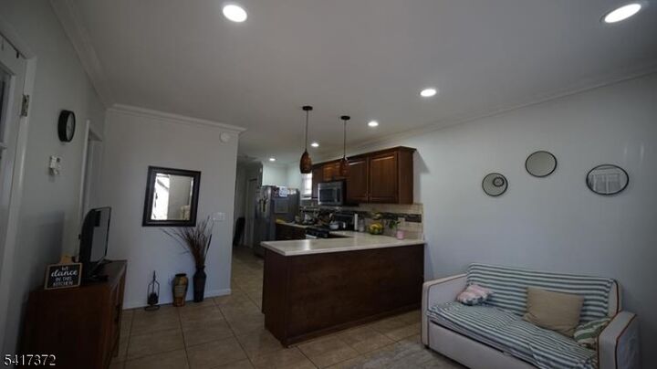 Property Photo:  31 Kossuth St  NJ 07508 