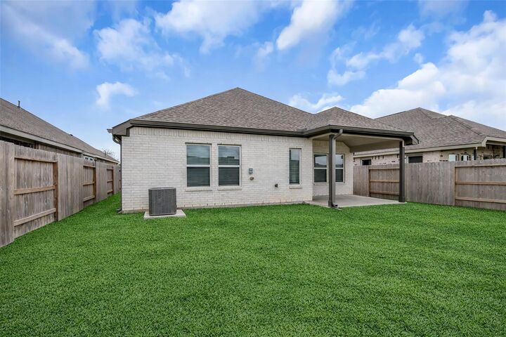 Property Photo:  19419 Valletta Green Drive  TX 77447 