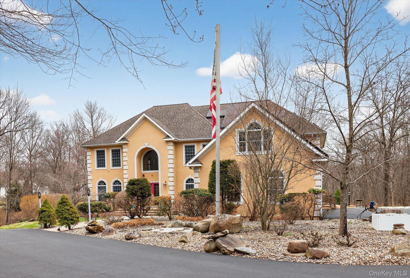 Property Photo:  7 Farm Hollow Road  NY 12553 