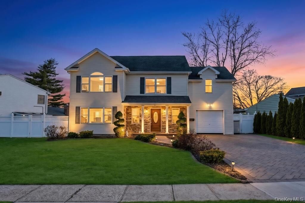 Property Photo:  4312 Ava Road  NY 11714 