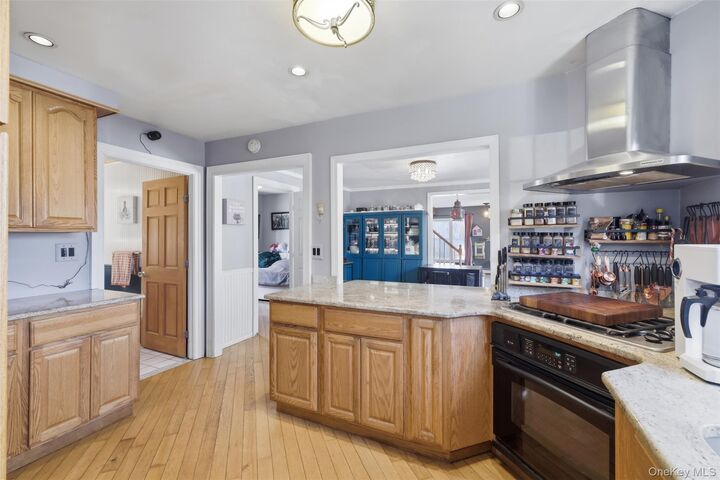 Property Photo:  203 Lake Shore Drive  NY 10541 