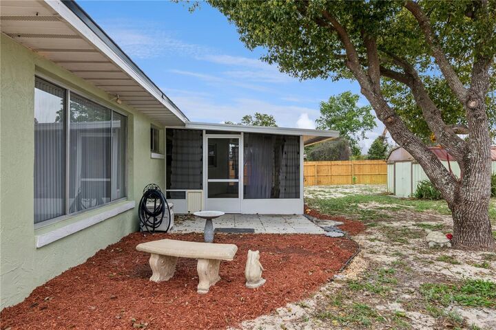 Property Photo: 1743 E Chapel Drive FL 32725