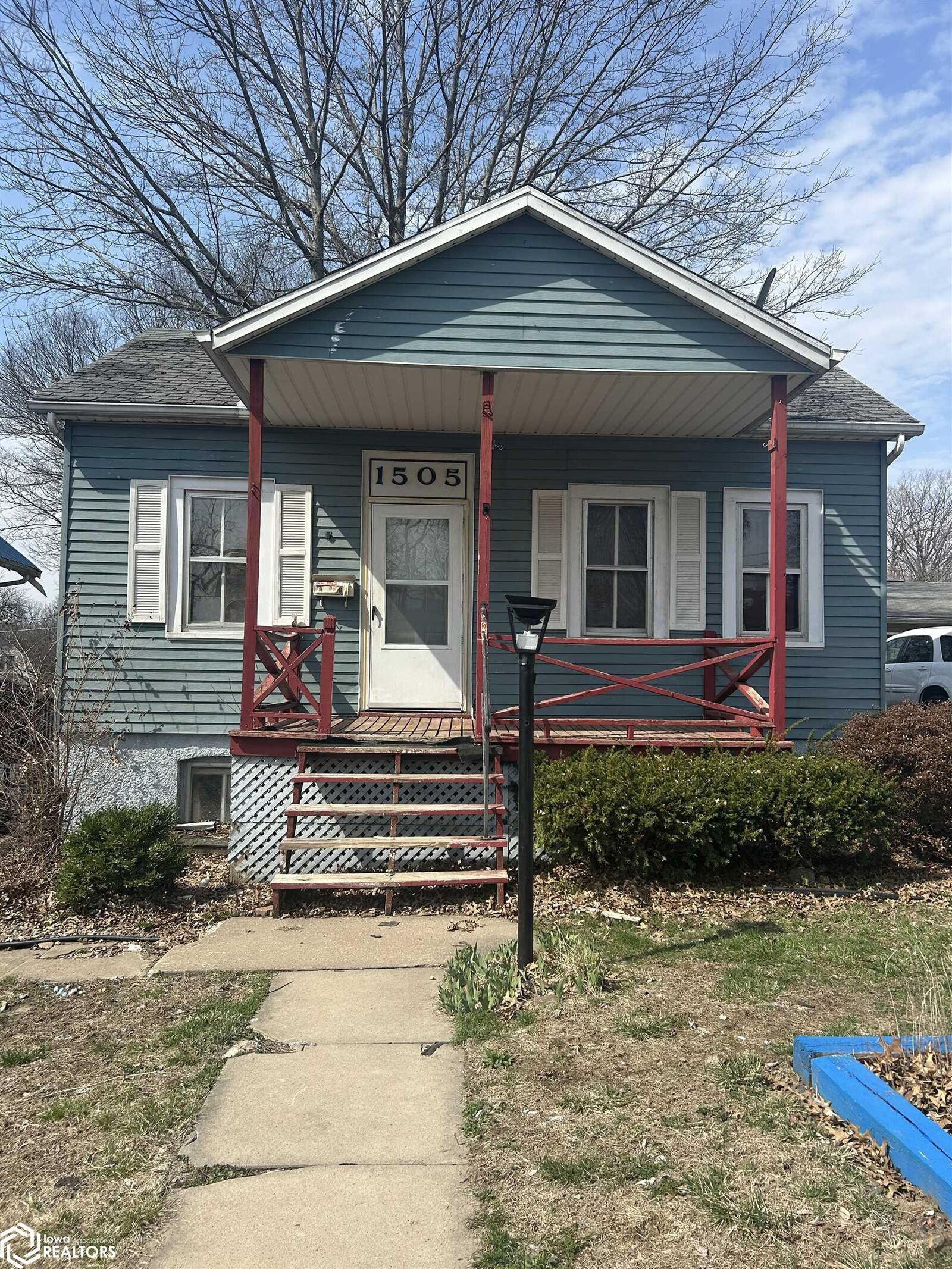 Property Photo:  1505 Gnahn Street  IA 52601 