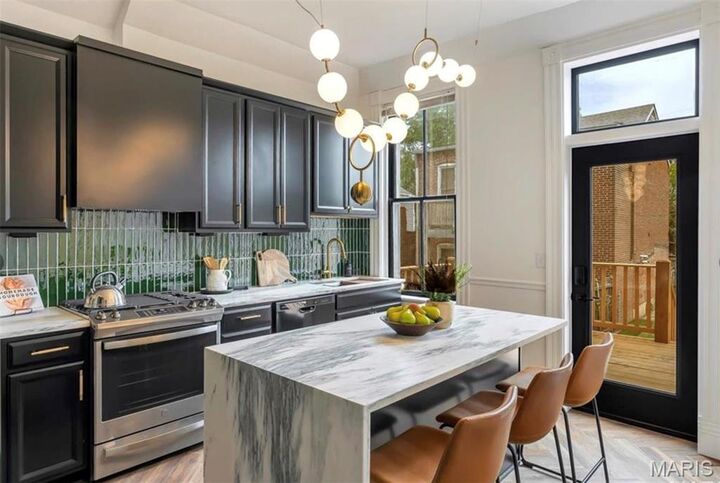 Property Photo:  2432 McNair Avenue  MO 63104 